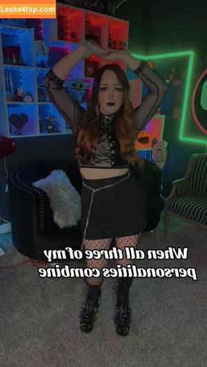 Girls Play photo #0306