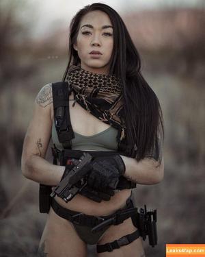 Girls With Guns photo #0204