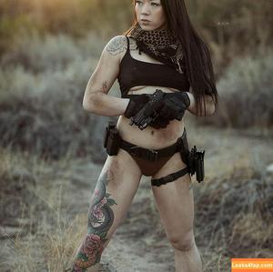 Girls With Guns photo #0210