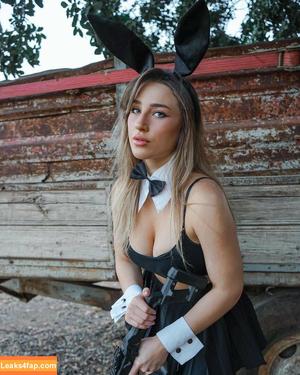 Girls With Guns photo #0343