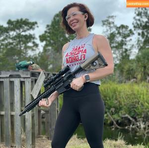 Girls With Guns photo #0431