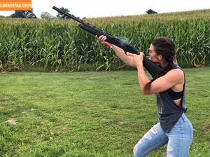 Girls With Guns photo #0445