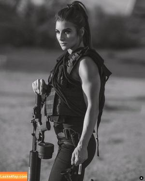 Girls With Guns photo #0449
