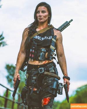 Girls With Guns photo #0454