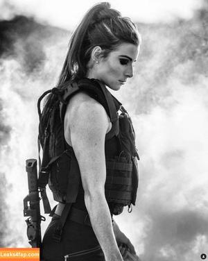 Girls With Guns photo #0455