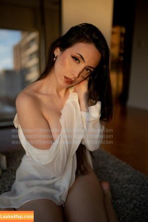 Glory Lamothe photo #0105
