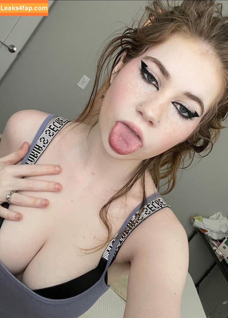 Goddessceleste111 /  / Celeste.rosee / Goddess.celestee / celesterose111 leaked photo photo #0040