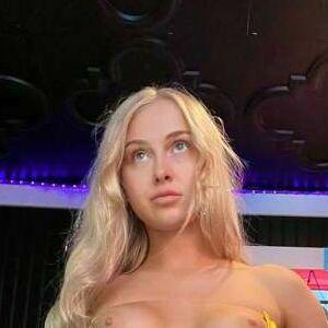 goddessclaire111 /  leaked photo photo #0005