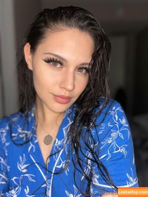 goddessguzman photo #0105