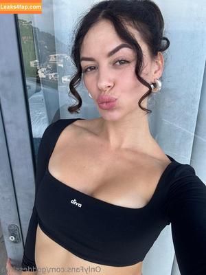 goddesskira photo #0027