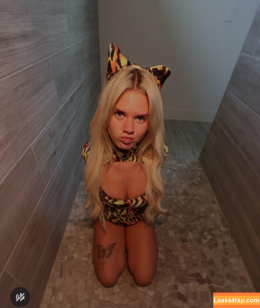 Grace Elisabeth / grace_xo16 leaked photo photo #0031