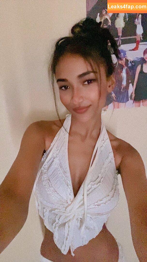 gracie / CVNTYCHAN / elegant_grace / gracieabrams leaked photo photo #0028