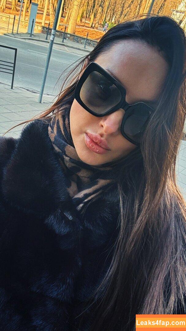 gracie / CVNTYCHAN / elegant_grace / gracieabrams leaked photo photo #0031