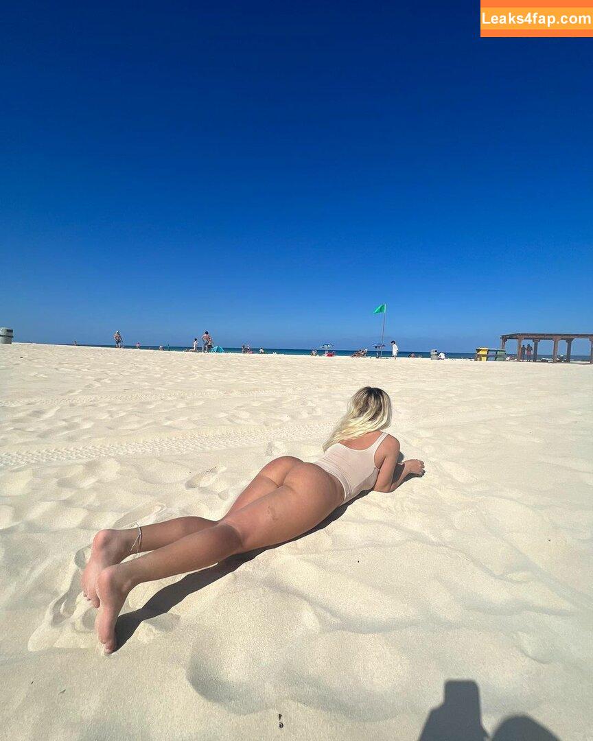 Greatmoongirl / greatmoongirl0 / greatmoongirlofficial leaked photo photo #0037
