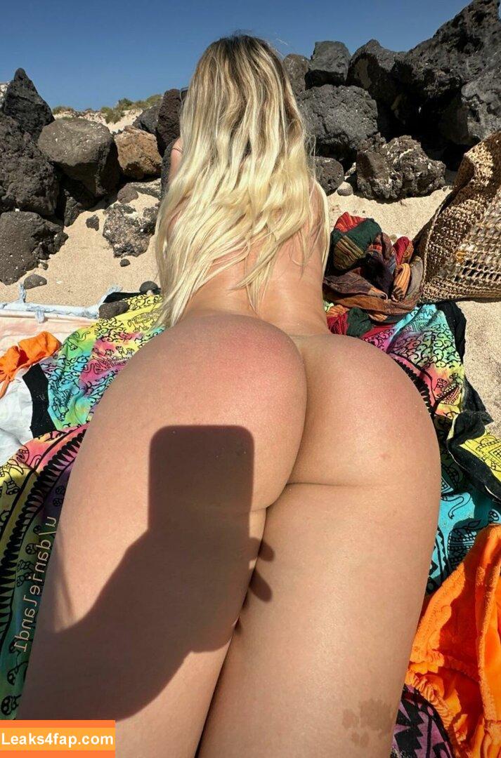 Greatmoongirl / greatmoongirl0 / greatmoongirlofficial leaked photo photo #0065