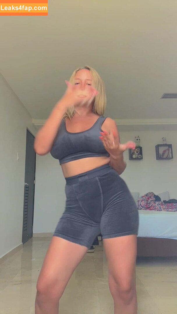 Greatmoongirl / greatmoongirl0 / greatmoongirlofficial leaked photo photo #0384