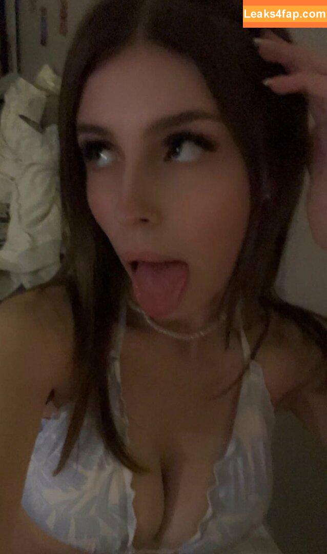 Hailey Phillips /  / haileychechik / haileyphilllips / maybeehailey leaked photo photo #0019