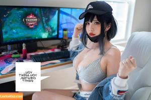 Hana Bunny photo #3001