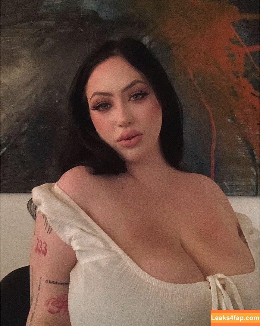 HannaH / hannah28h / hannah28hh / hannahowo / itshannahowo leaked photo photo #0157