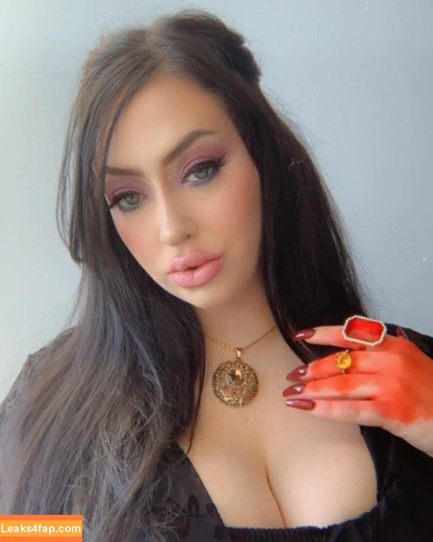 HannaH / hannah28h / hannah28hh / hannahowo / itshannahowo leaked photo photo #0160