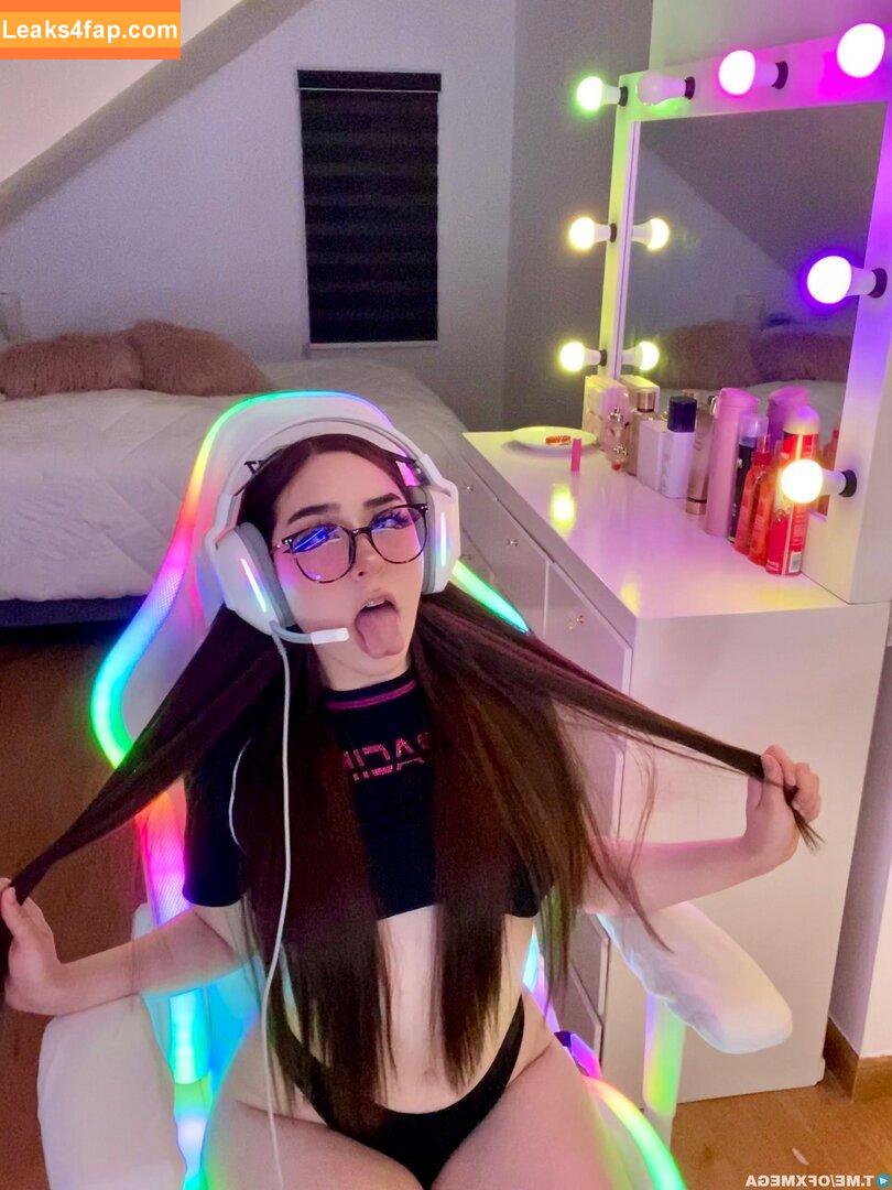 Hannapunzel /  leaked photo photo #0095