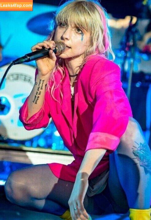 Hayley Williams / meepyfreepy / yelyahwilliams leaked photo photo #0035