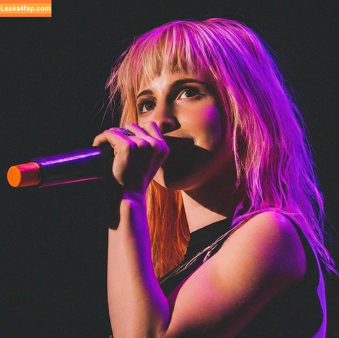Hayley Williams / meepyfreepy / yelyahwilliams leaked photo photo #0056