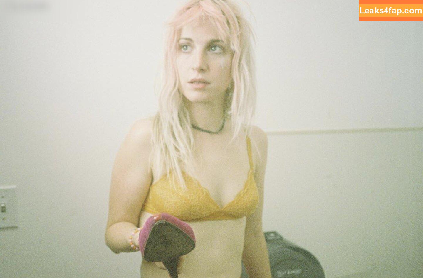 Hayley Williams / meepyfreepy / yelyahwilliams leaked photo photo #0125