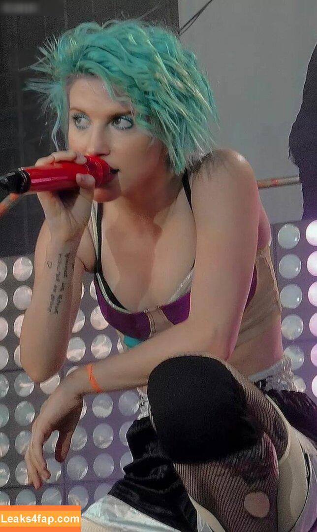 Hayley Williams / meepyfreepy / yelyahwilliams leaked photo photo #0149
