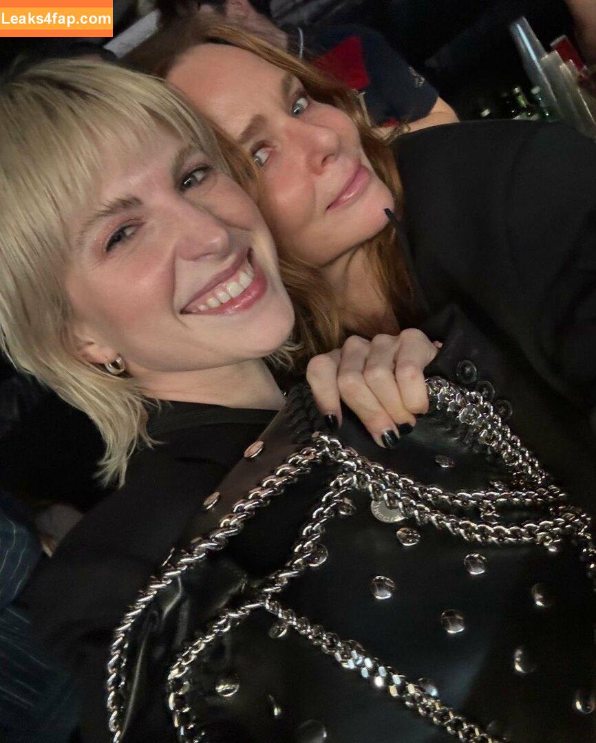 Hayley Williams / meepyfreepy / yelyahwilliams leaked photo photo #0156
