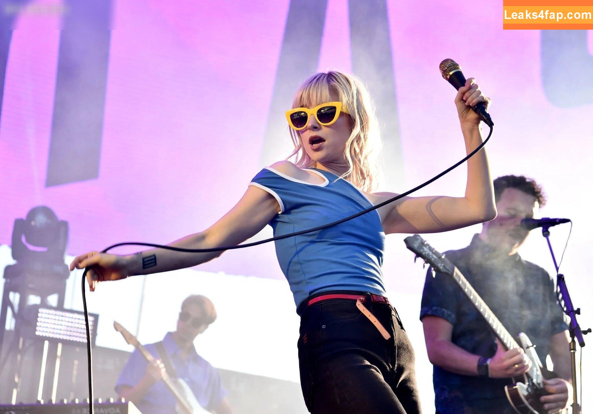 Hayley Williams / meepyfreepy / yelyahwilliams leaked photo photo #0160