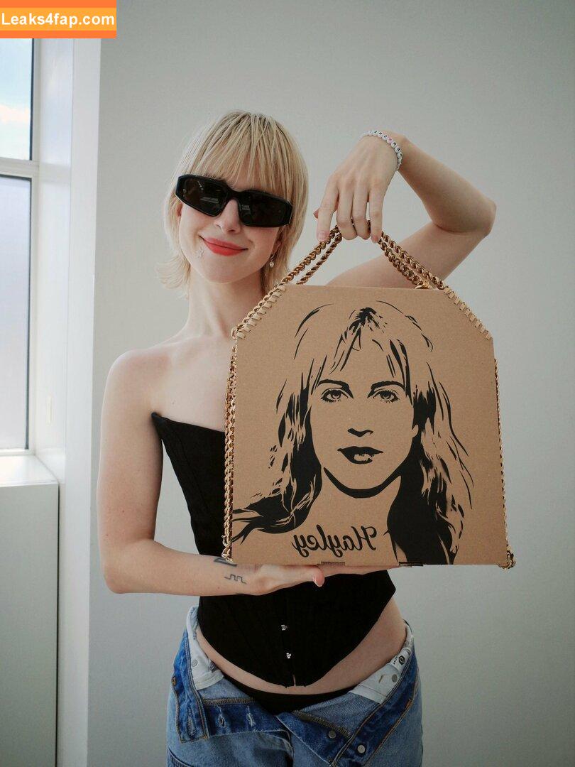 Hayley Williams / meepyfreepy / yelyahwilliams leaked photo photo #0166