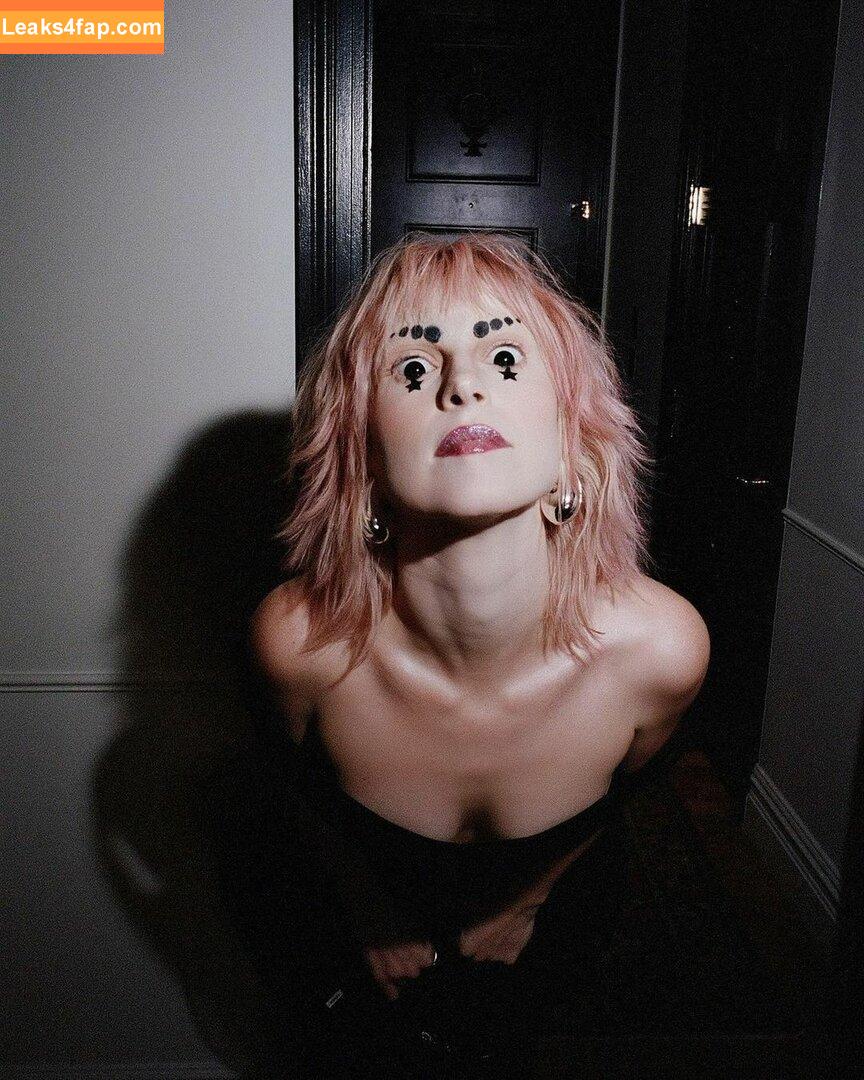 Hayley Williams / meepyfreepy / yelyahwilliams leaked photo photo #0297
