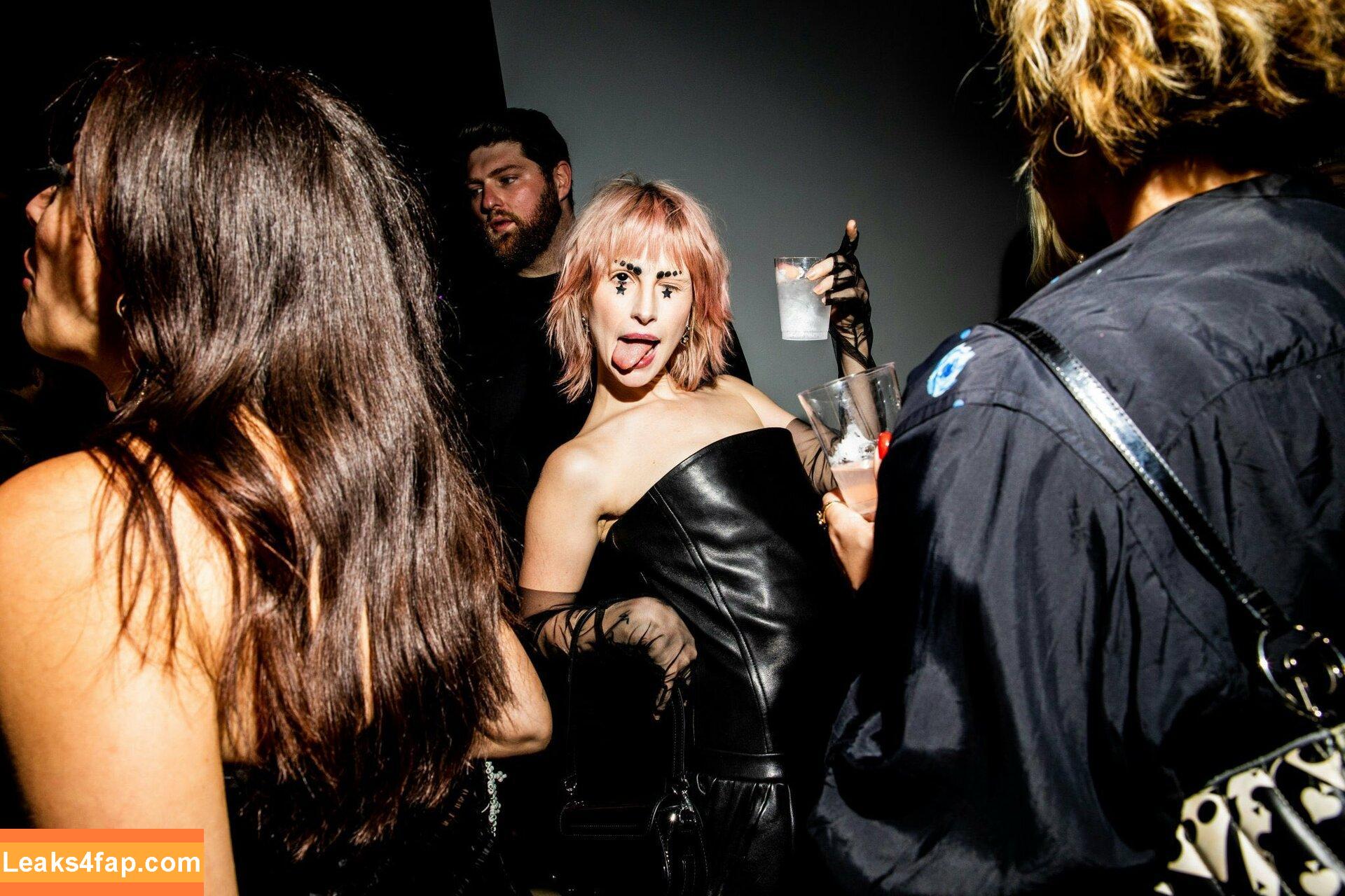 Hayley Williams / meepyfreepy / yelyahwilliams слитое фото фото #0384
