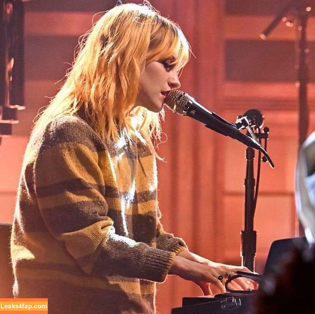 Hayley Williams / meepyfreepy / yelyahwilliams leaked photo photo #0529