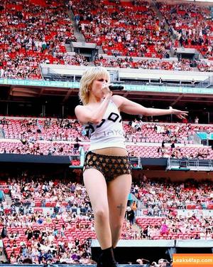 Hayley Williams photo #0134