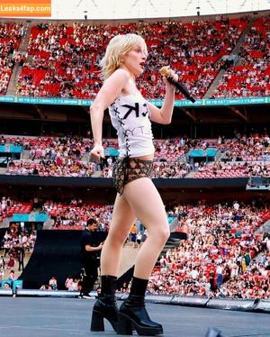 Hayley Williams photo #0135