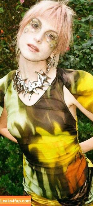 Hayley Williams photo #0302