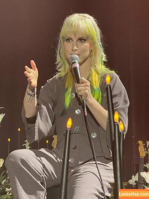 Hayley Williams photo #0429