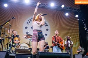 Hayley Williams photo #0521