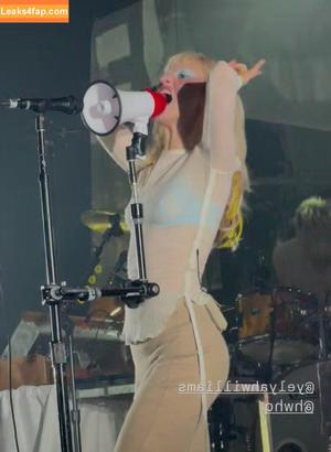 Hayley Williams photo #0694