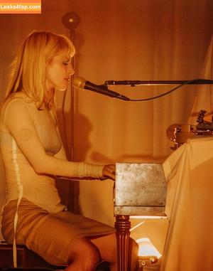 Hayley Williams photo #0713