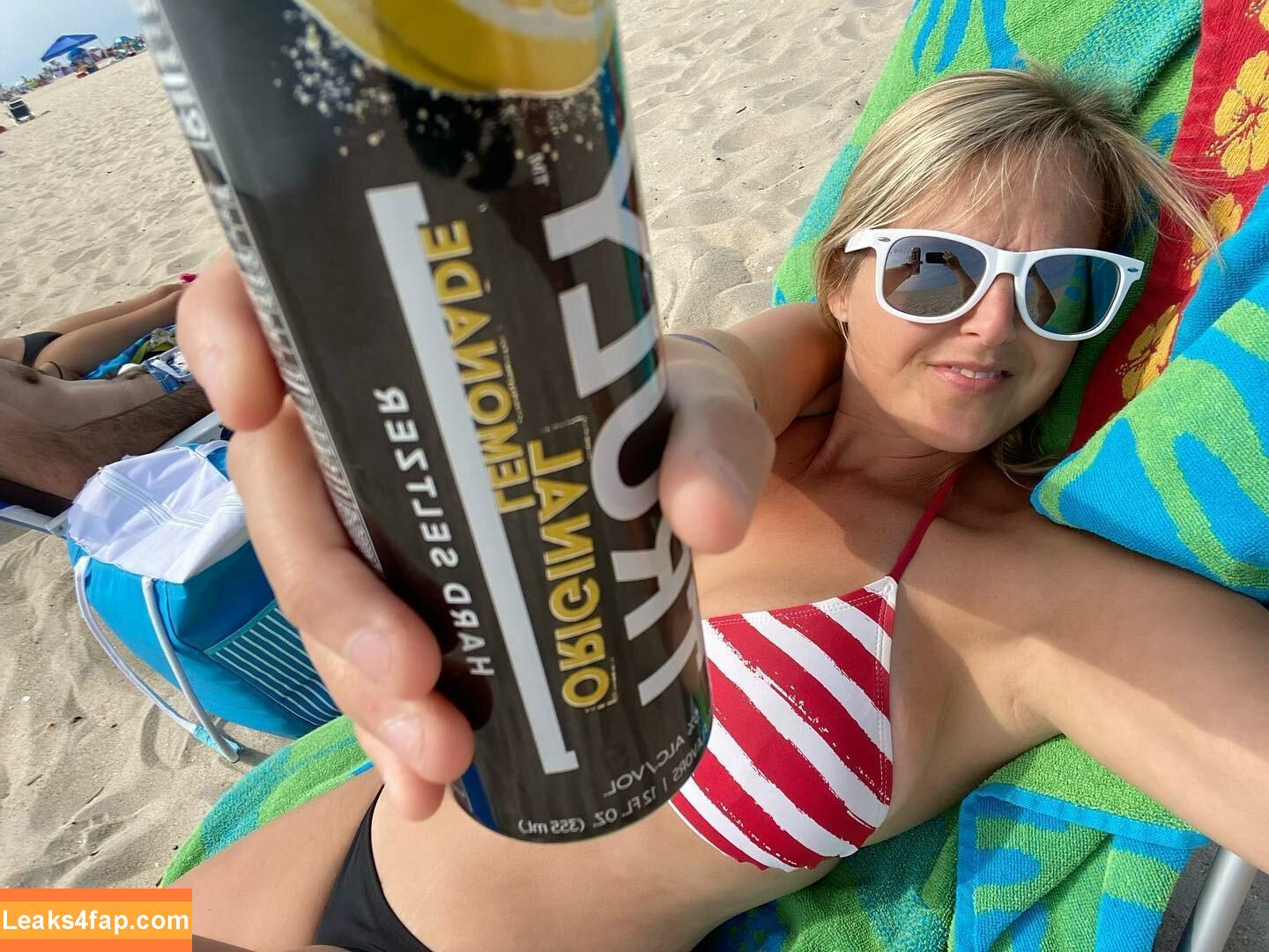 HealthyHappyFitandProud / u161784277 leaked photo photo #0359