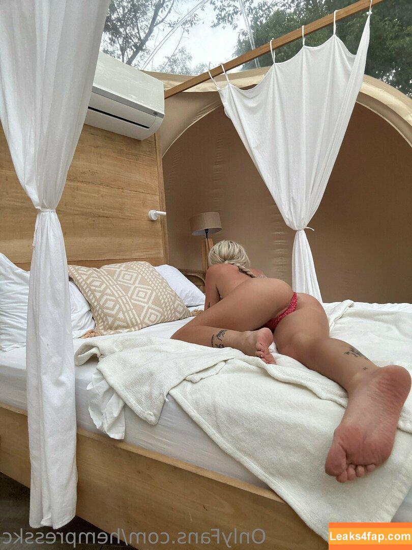 hempresskc / Kaya corbridge / kayacorbridge / kelizabethc leaked photo photo #0026