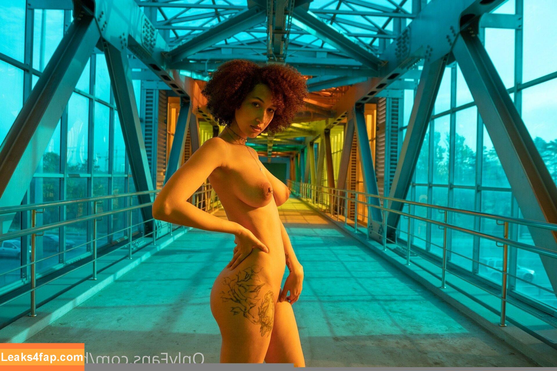 Hey.solange / Solana Bardell / heysolange / solange leaked photo photo #0042