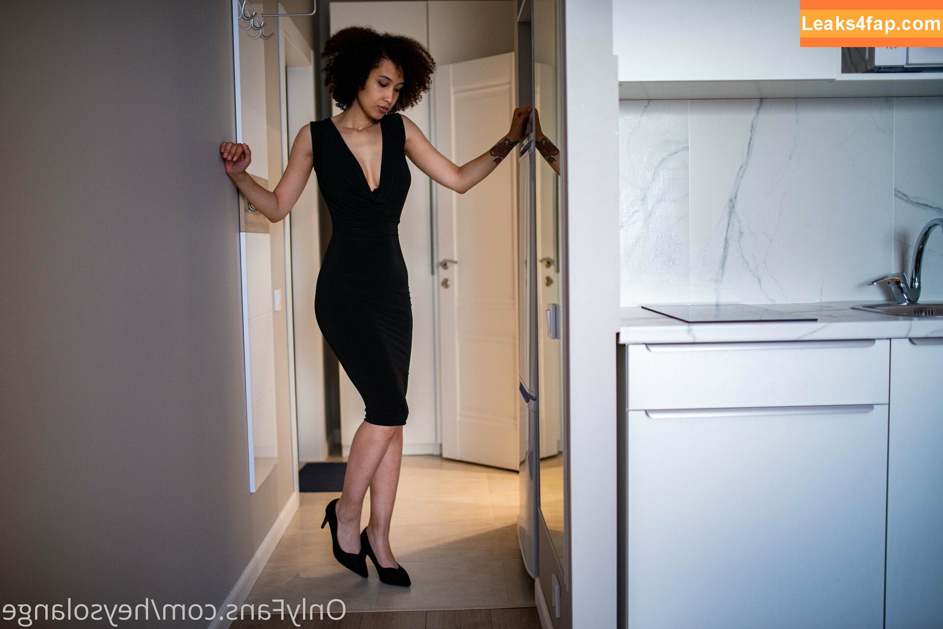 Hey.solange / Solana Bardell / heysolange / solange leaked photo photo #0052