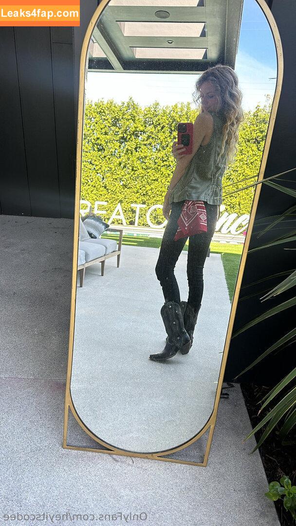 heyitscodee /  leaked photo photo #0031
