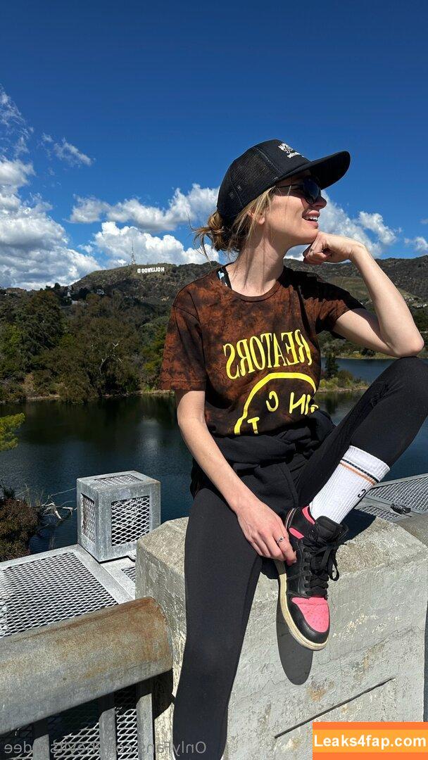 heyitscodee /  leaked photo photo #0035