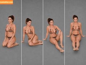 Holly Peers photo #1245