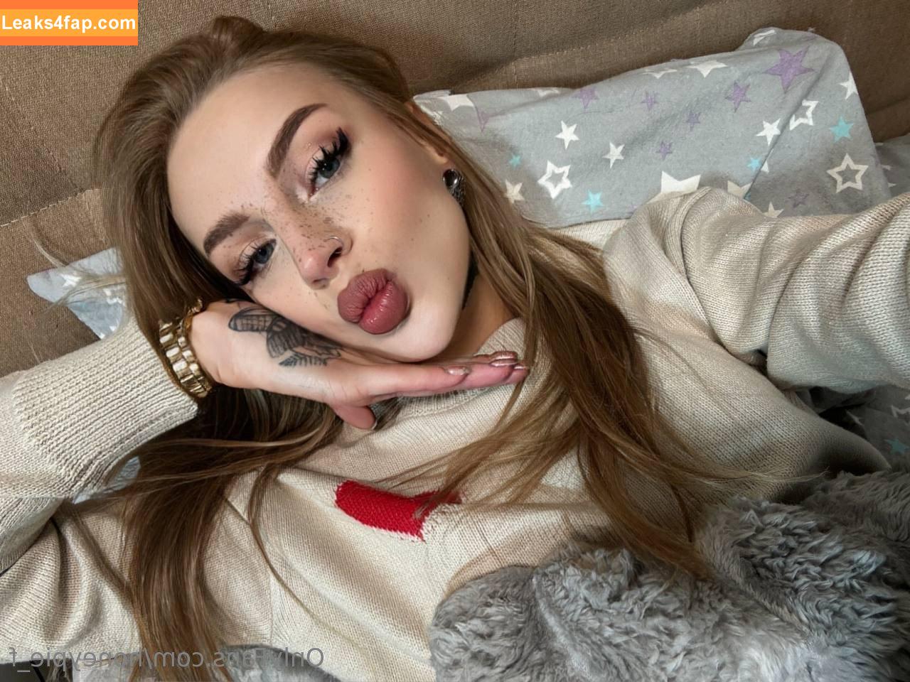 honeypie_f / honeydip___ leaked photo photo #0024